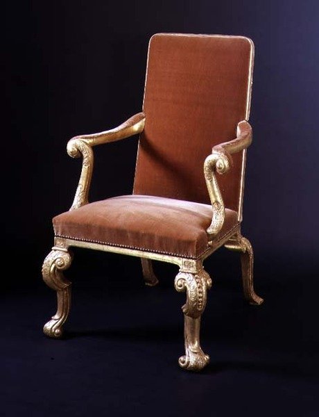 镀金扶手椅，天鹅绒内饰，c.1710（镀金和天鹅绒） 作者 英语学校