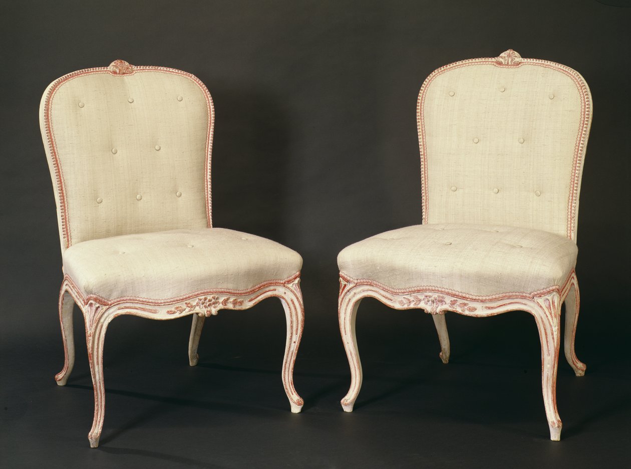 对法国方式的白色被绘的Hepplewhite椅子，c.1775 作者 英语学校