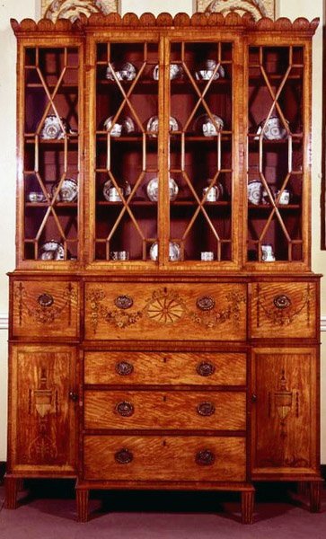 Secretaire书柜，1790（图缎木） 作者 英语学校