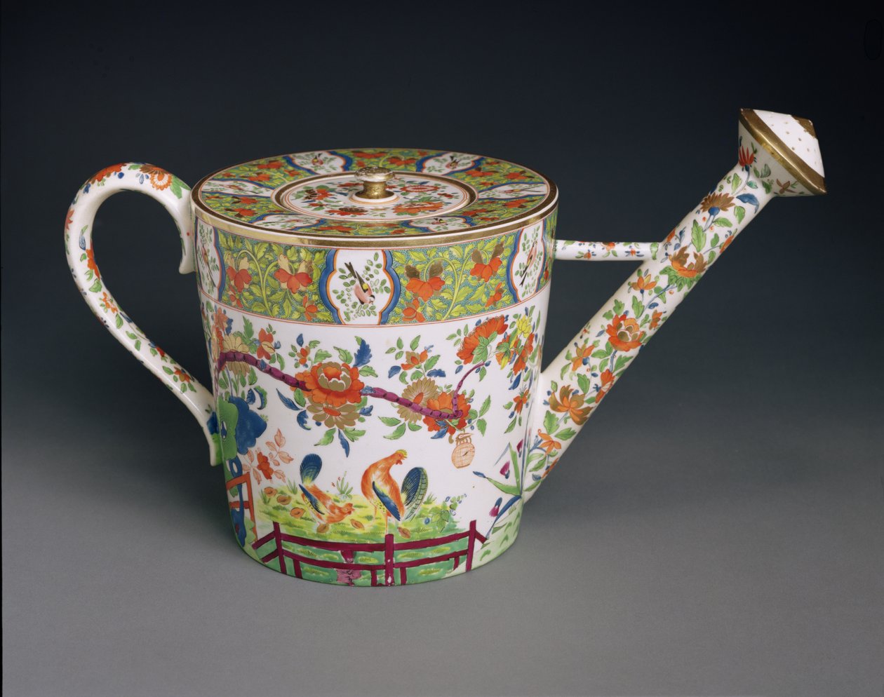 喷壶，c.1810-20（瓷器） 作者 英语学校