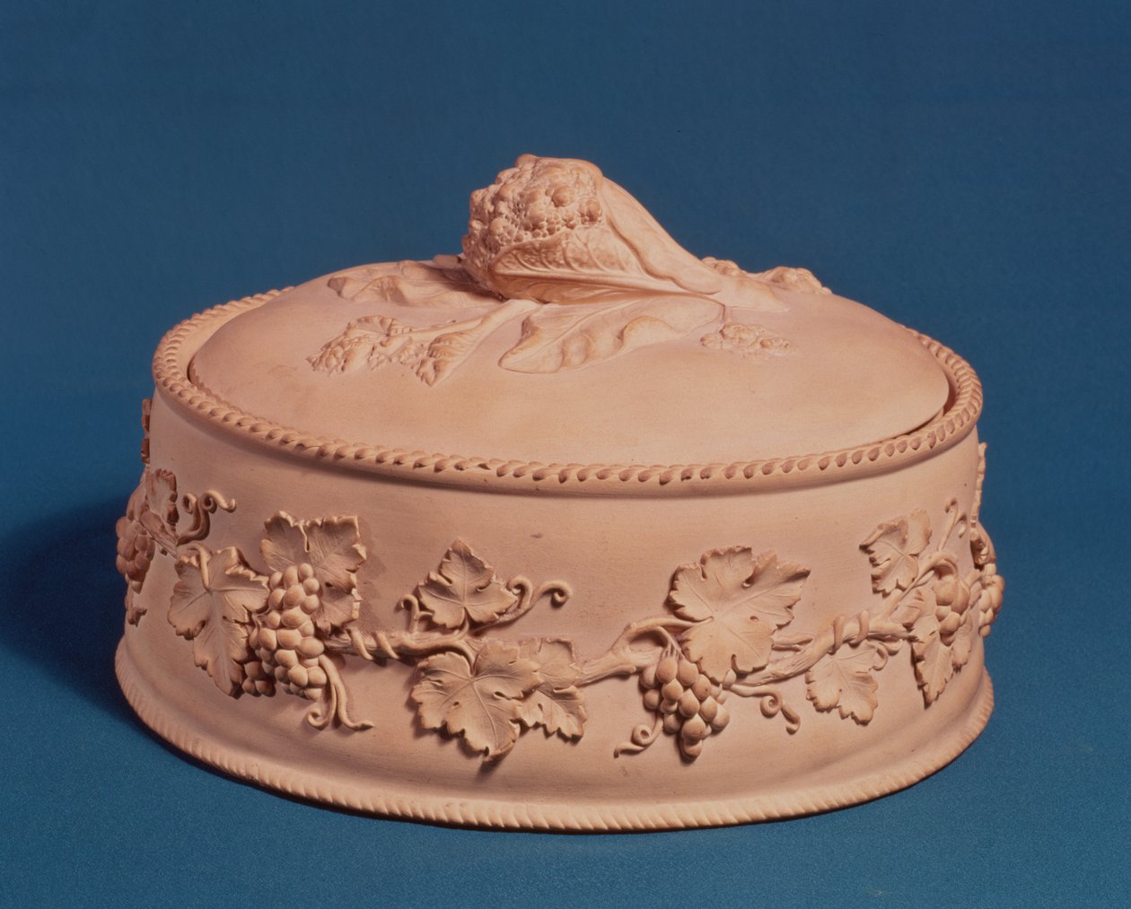 Wedgwood Game Pie Dish，c.1820（陶瓷） 作者 英语学校