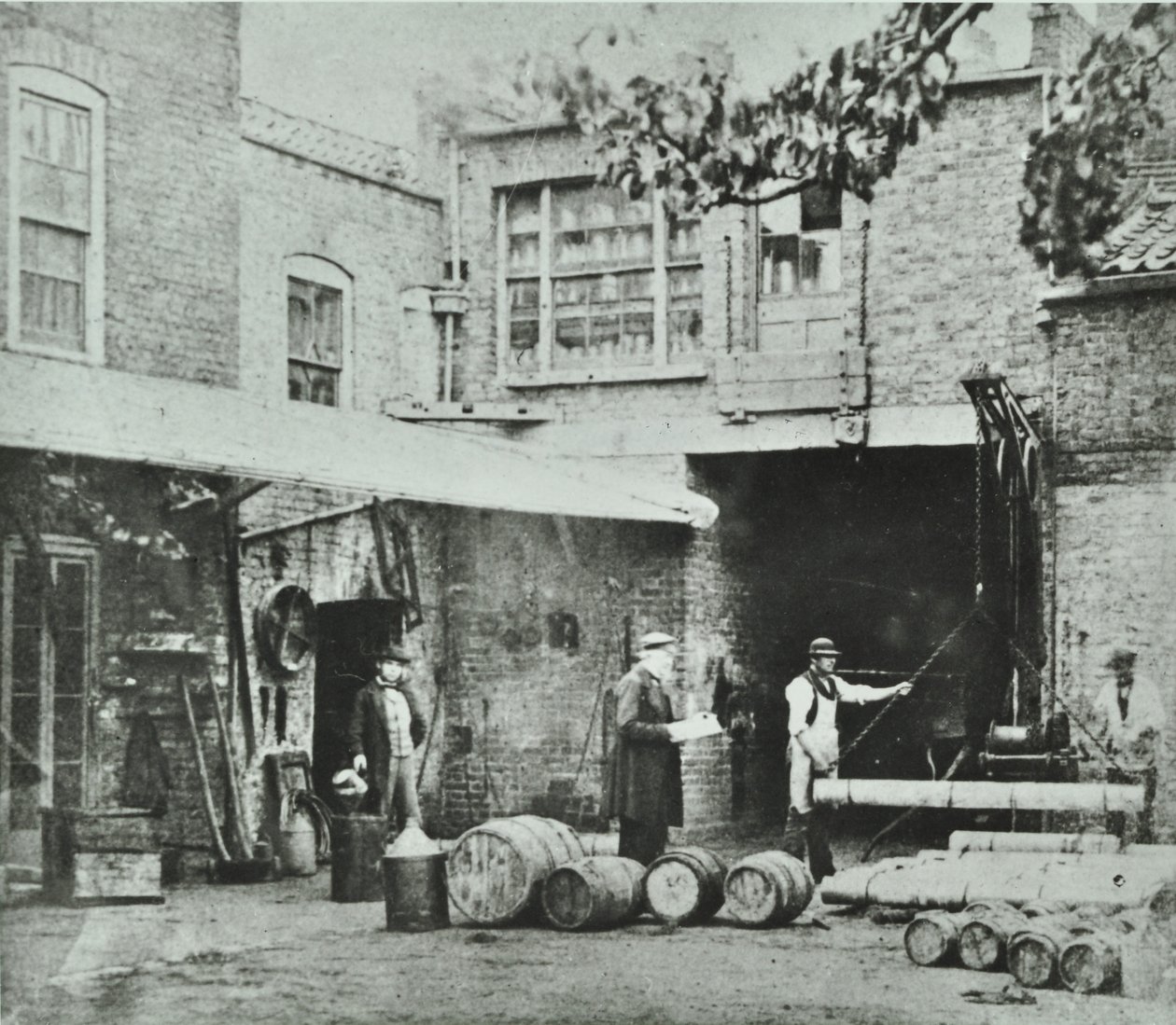 国王路231-235号：后方海拔，伦敦，1890年 作者 英国摄影师