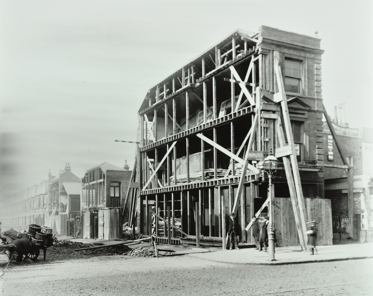 85 Stoke Newington Road：1897年Stoke Newington Road和Prince George Road的一角 作者 英国摄影师