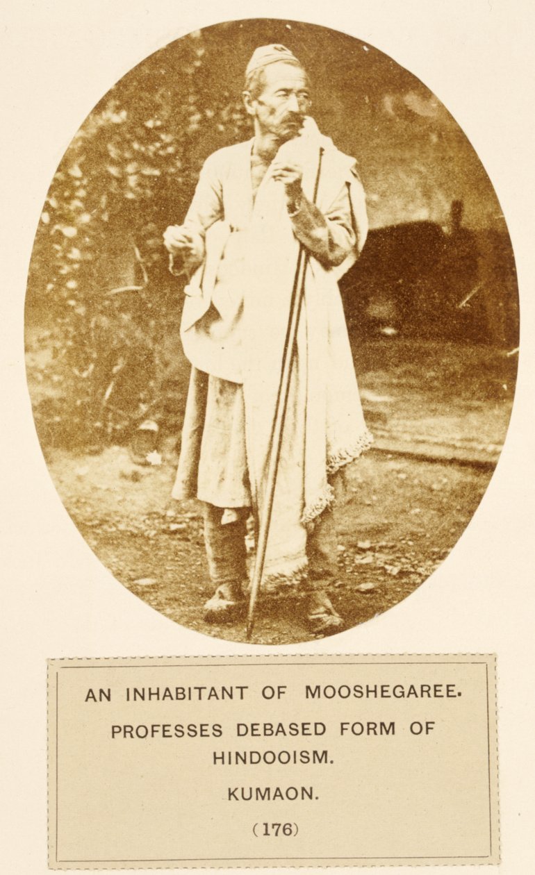 Mooshegaree的居民，自1868年出版的J. Forbes Watson，印度人民的Kumaon，印度人的贬低形式（albumen print） 作者 英国摄影师