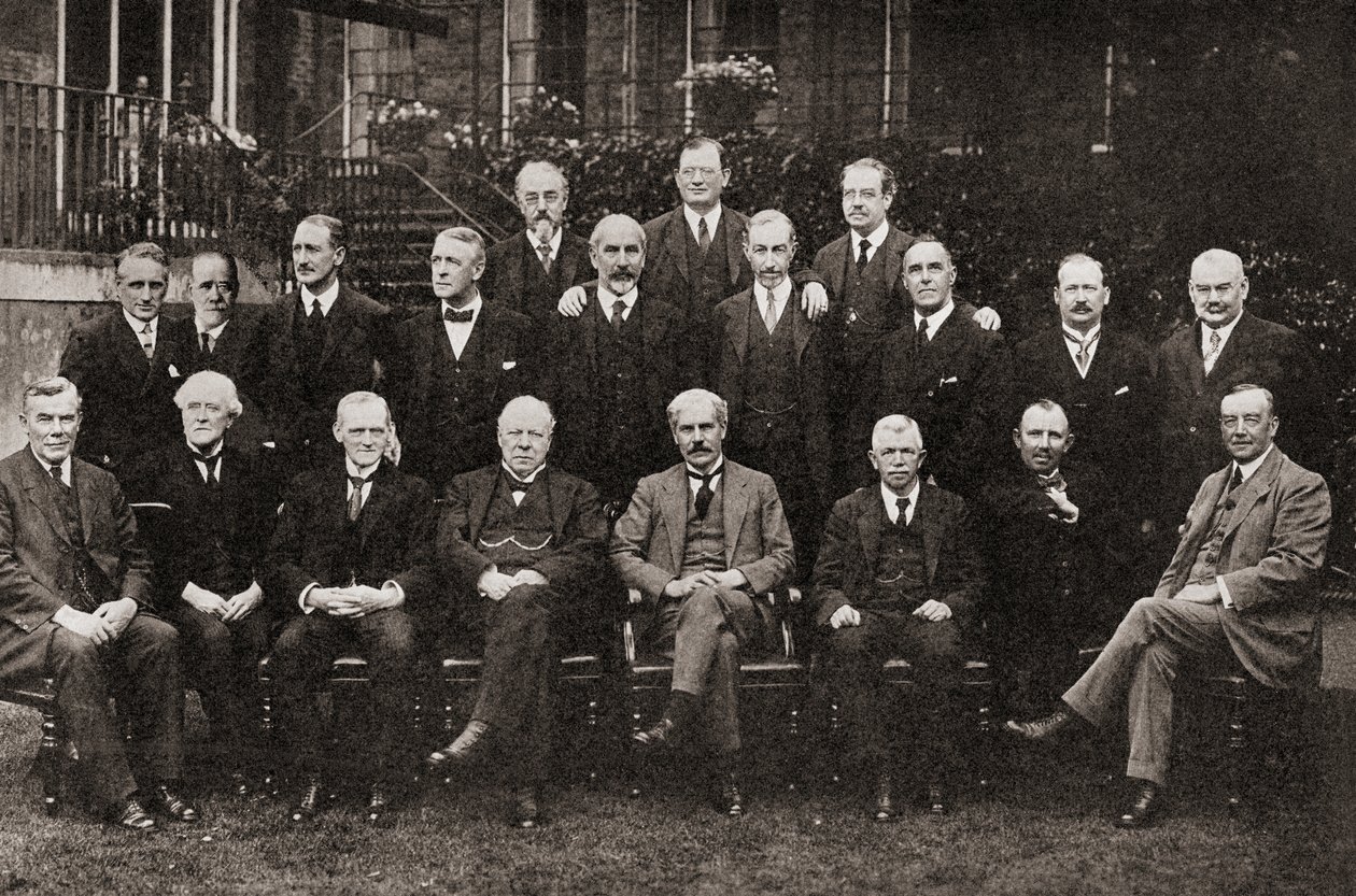 1924年，英国第一个工党政府，出自“二十五年的故事”，1935年出版 作者 英国摄影师