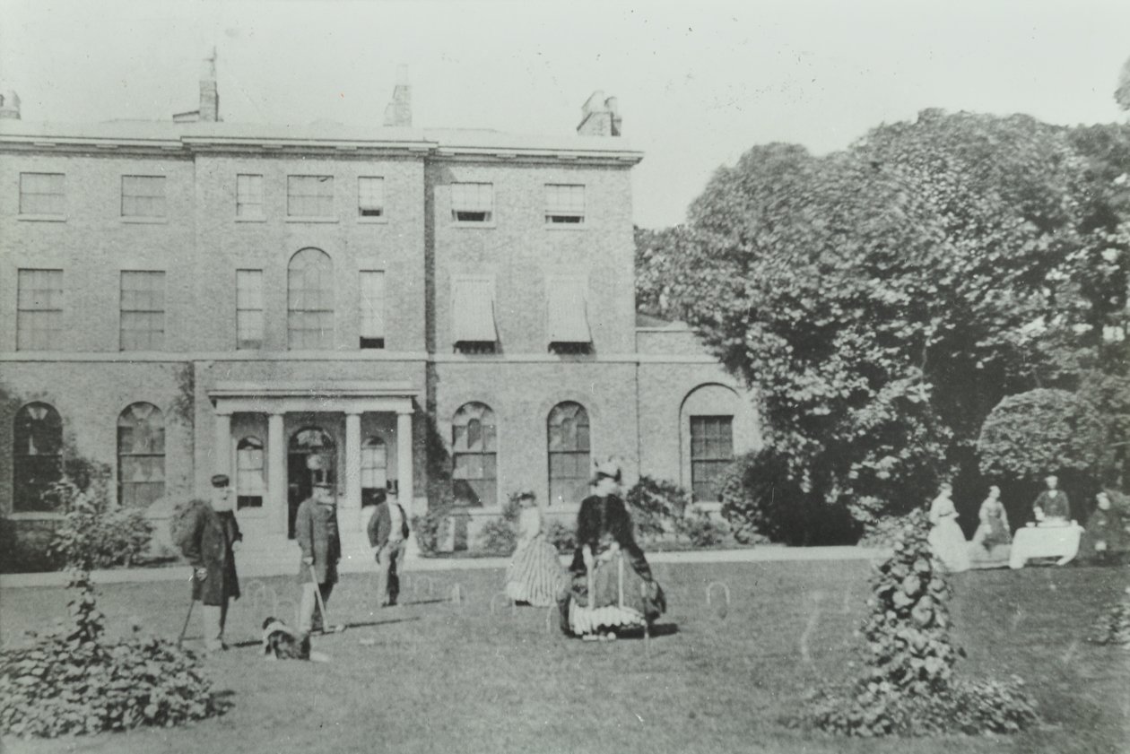 Broomwood House，Broomwood Road：后方海拔，伦敦，1890年 作者 英国摄影师