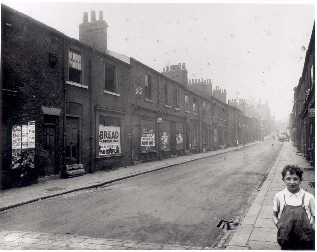 Byron Street，Leylands，Leeds，1935年8月14日 作者 英国摄影师