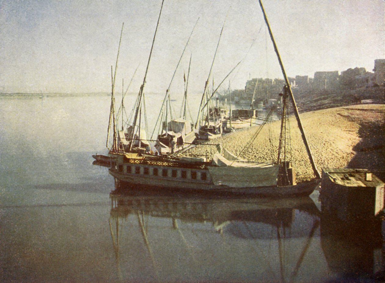 Daybreak at Luxor, Egypt. 作者 英国摄影师