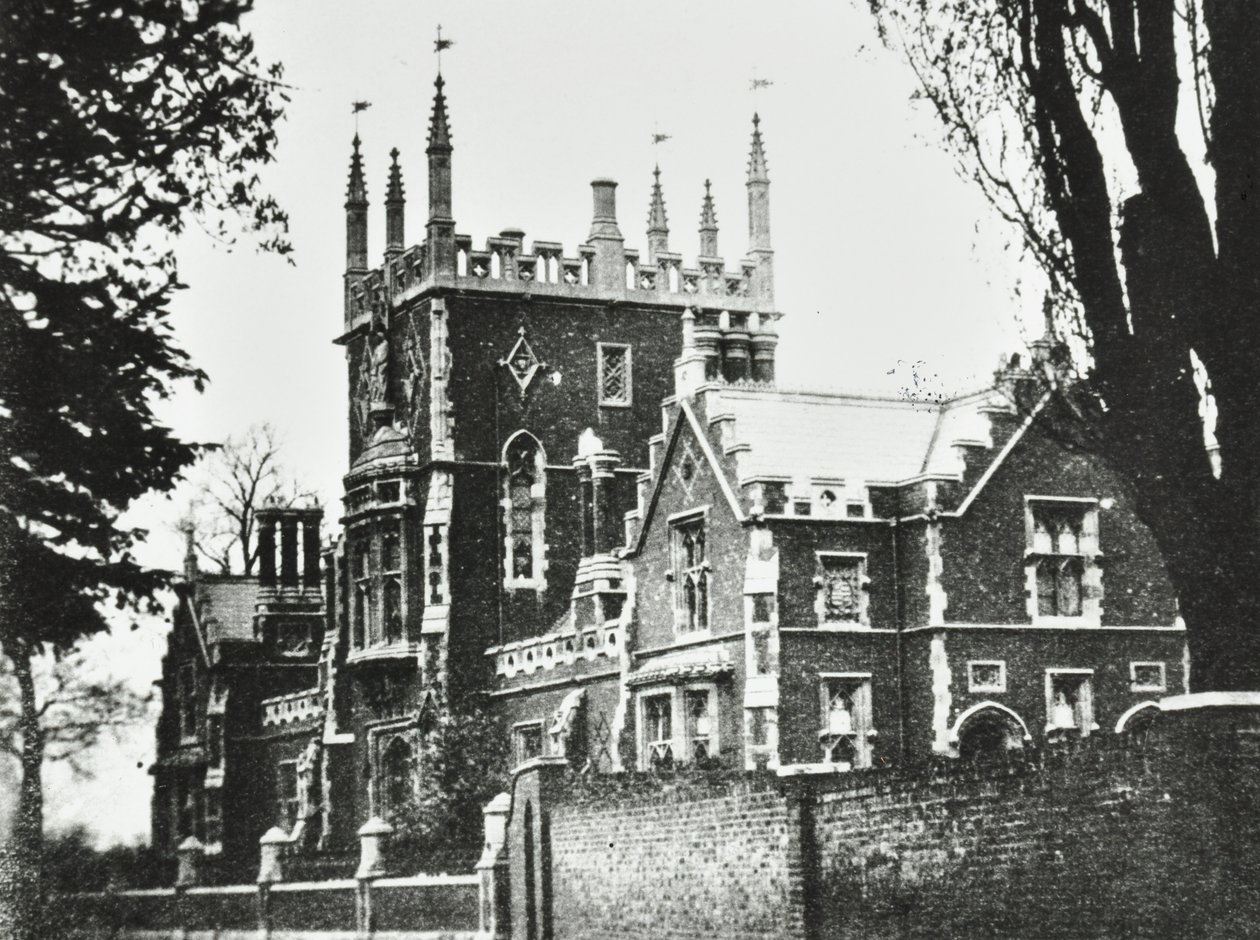 伊丽莎白女子学校，Broomhouse Lane：外观，1880年 作者 英国摄影师