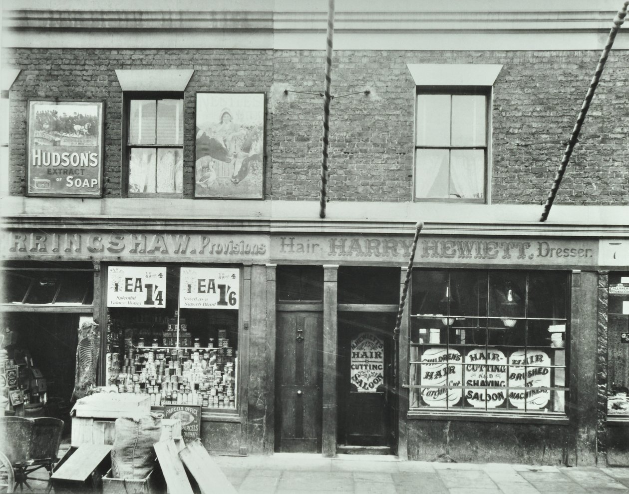 绿色杂货店，5 Albert Road 97.0 ALB，1899 作者 英国摄影师