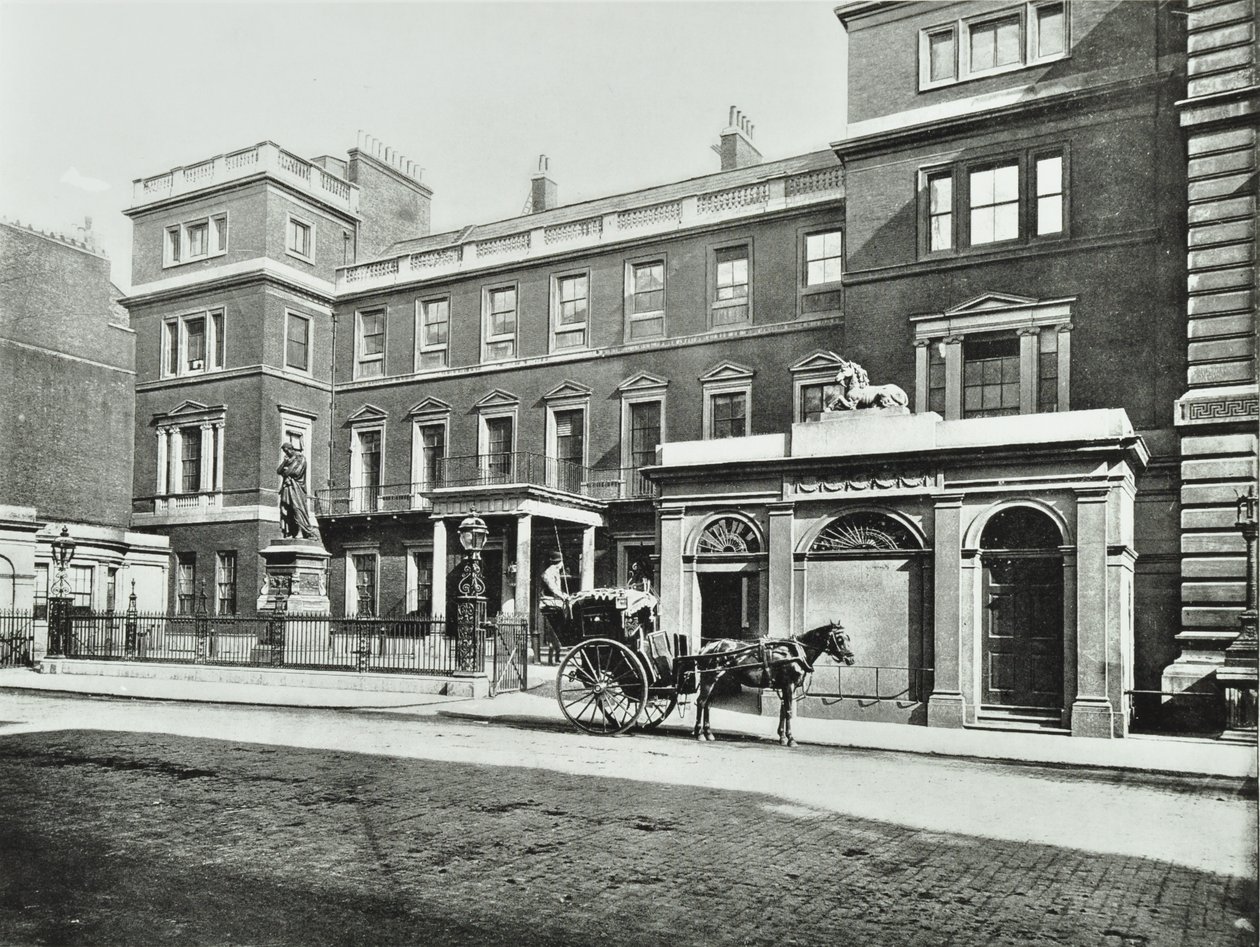 Hansom驾驶室外的战争办公室Pall Mall，Willis Collection，1890 作者 英国摄影师