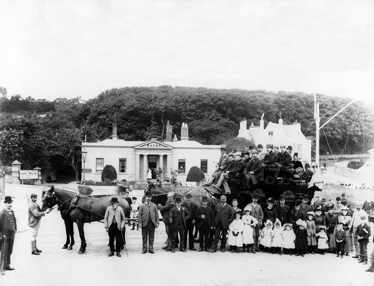 Holidaymaker Stagecoach，1880年代 作者 英国摄影师