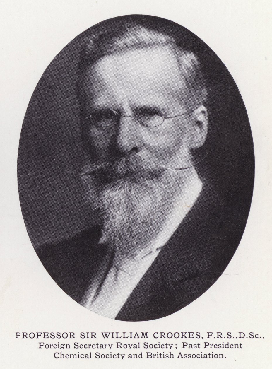 Prominent Men of London: Professor Sir William Crookes (b/w photo) 作者 英国摄影师
