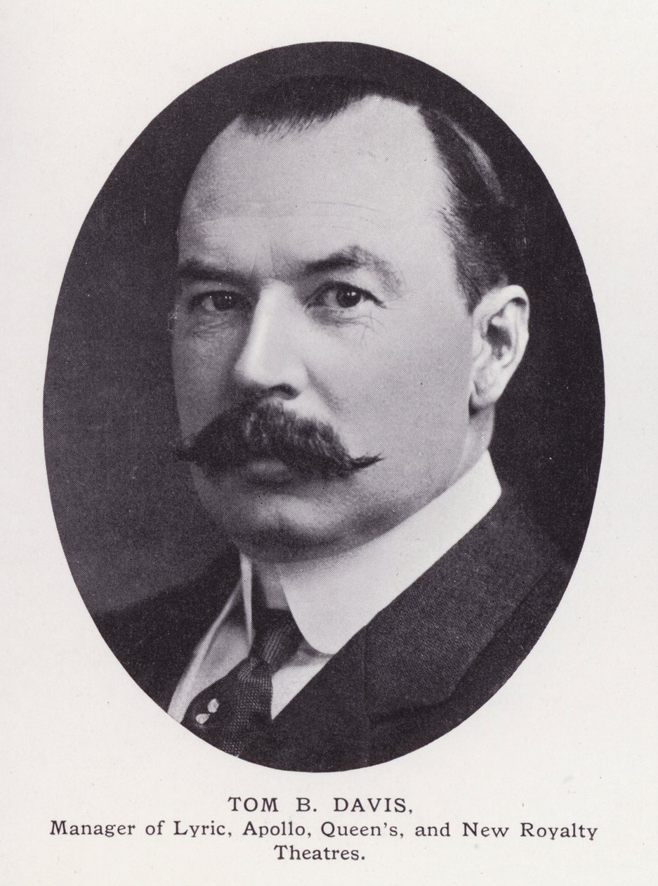 Prominent Men of London: Tom B Davis (b/w photo) 作者 英国摄影师