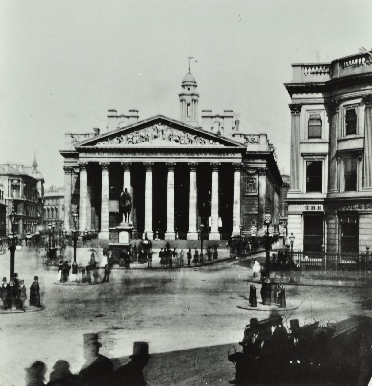 皇家交易所，Threadneedle街，伦敦金融城，1880年 作者 英国摄影师