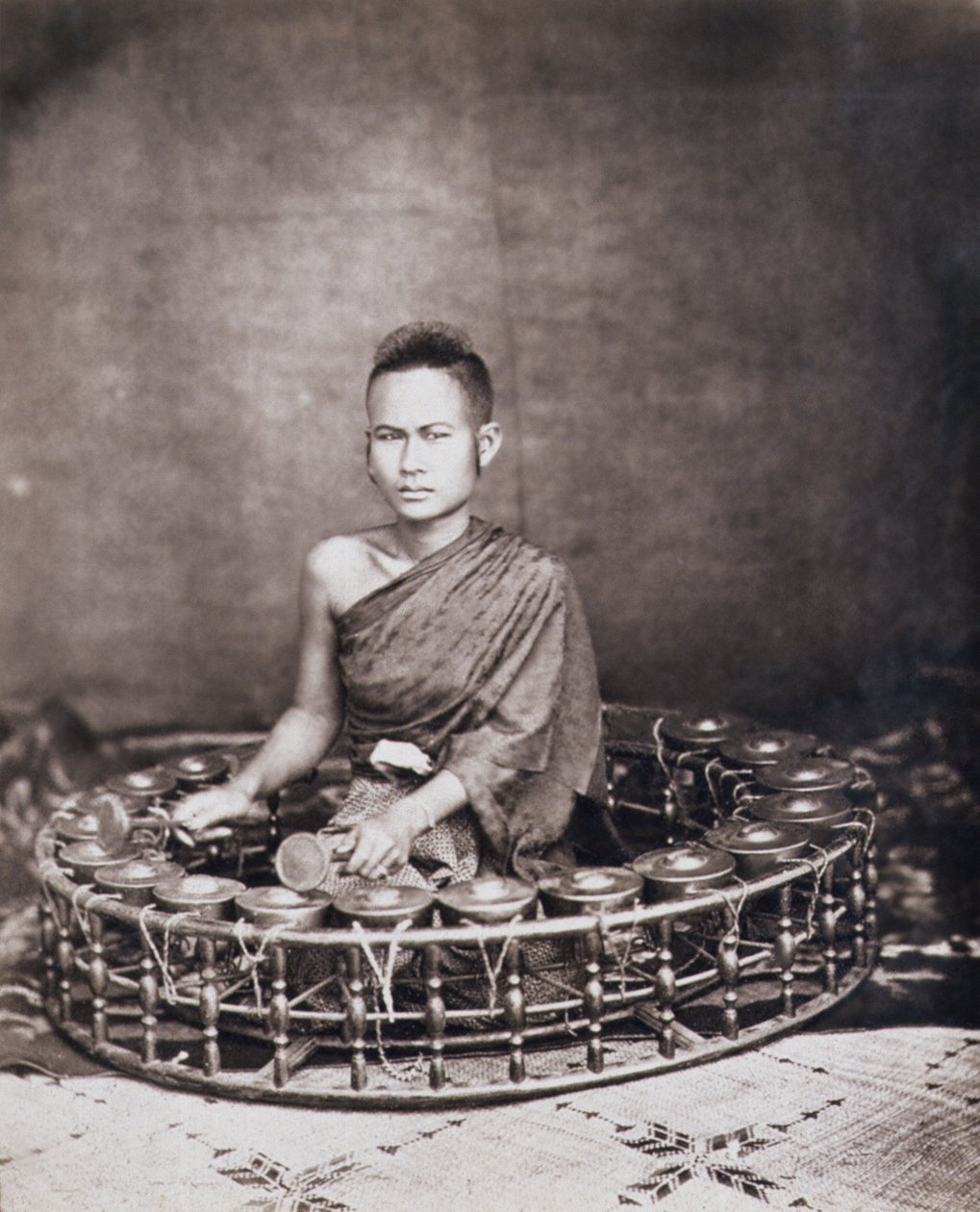 泰国音乐家，1870年（蛋白打印） 作者 英国摄影师