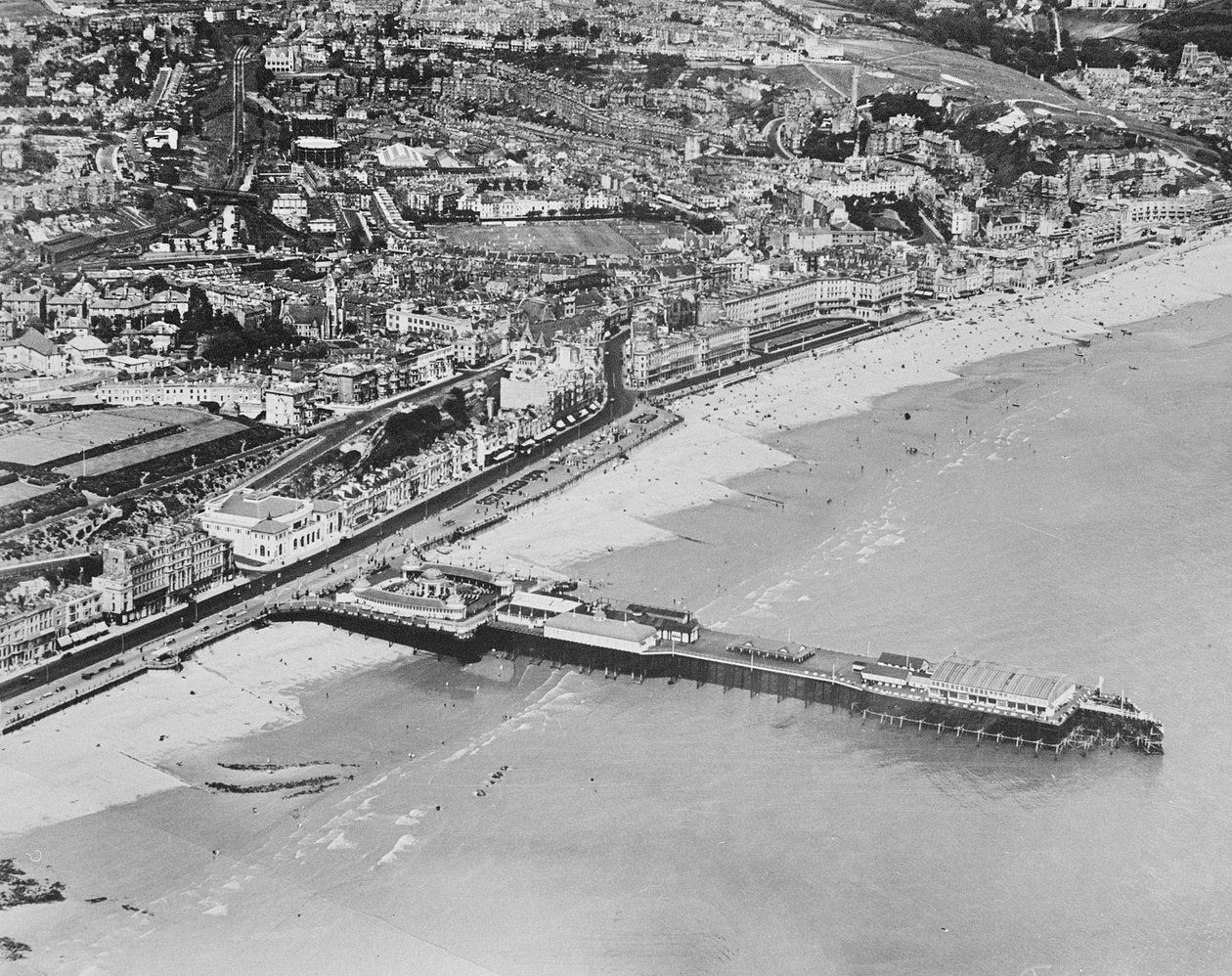 The Pier，Hastings，c.1925 作者 英国摄影师