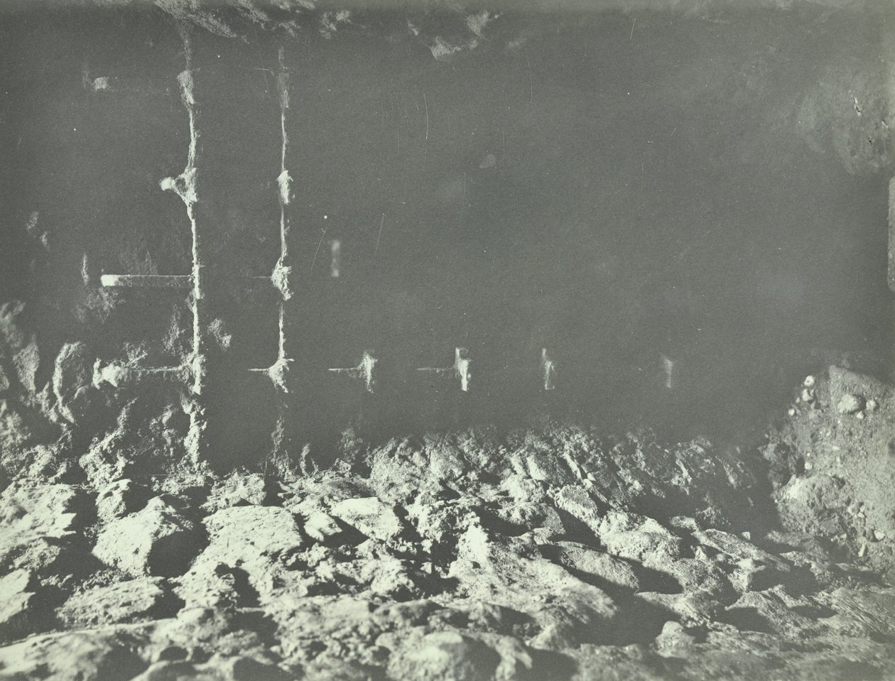 伦敦塔，塔山：地下通道，1899年 作者 英国摄影师