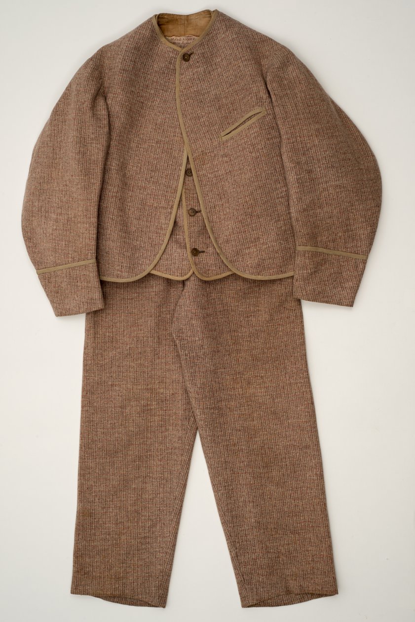 Boys Suit，c.1880（编织羊毛） 作者 英语学校