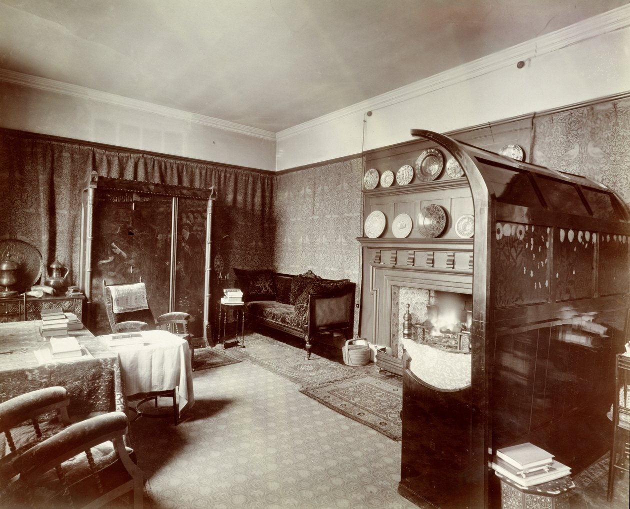 绘图室，Kelmscott House，伦敦，1896年 作者 英语学校