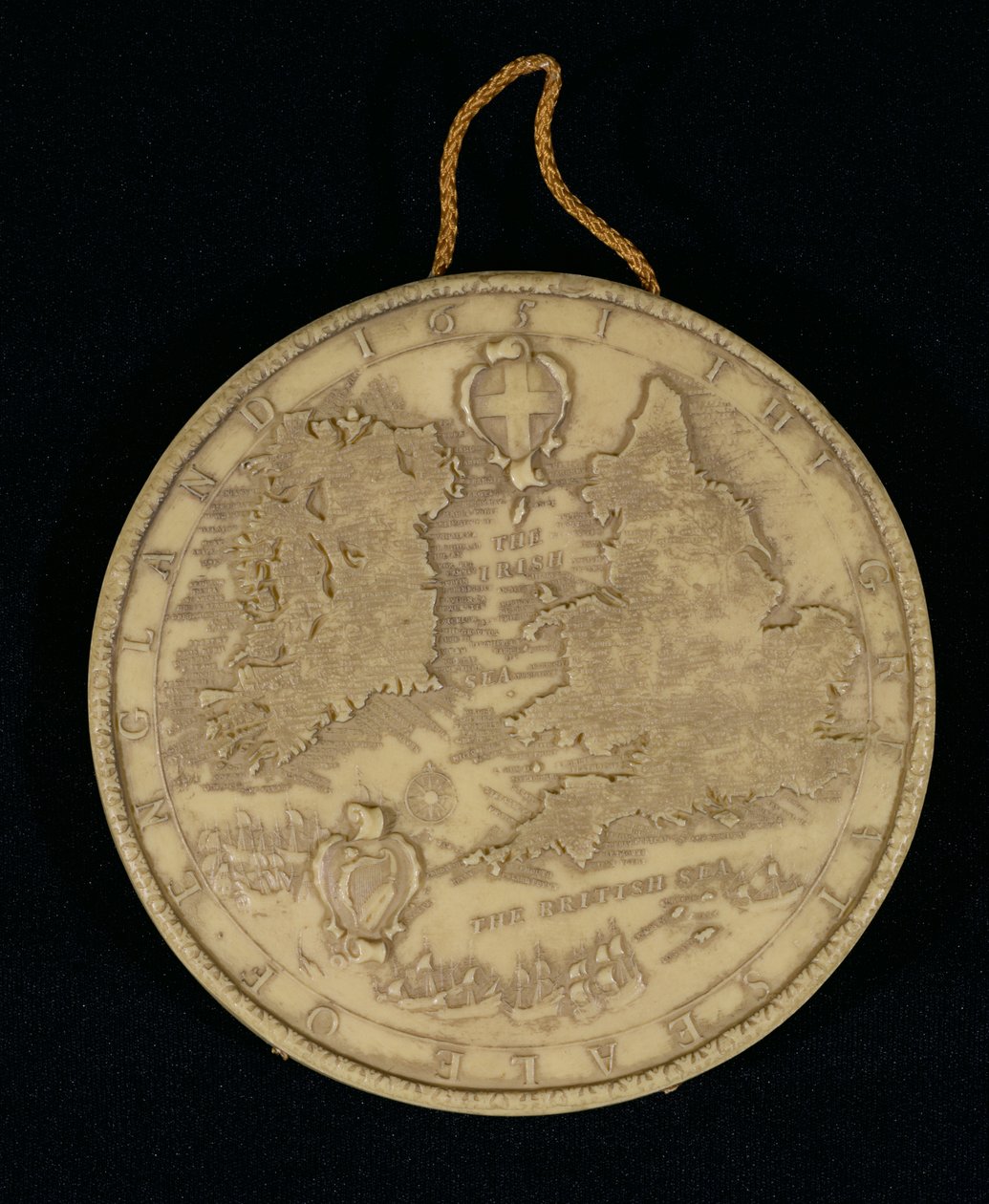 1651年英格兰大印章的传真，反向显示英格兰，威尔士和爱尔兰的地图（正面见105041） 作者 英语学校