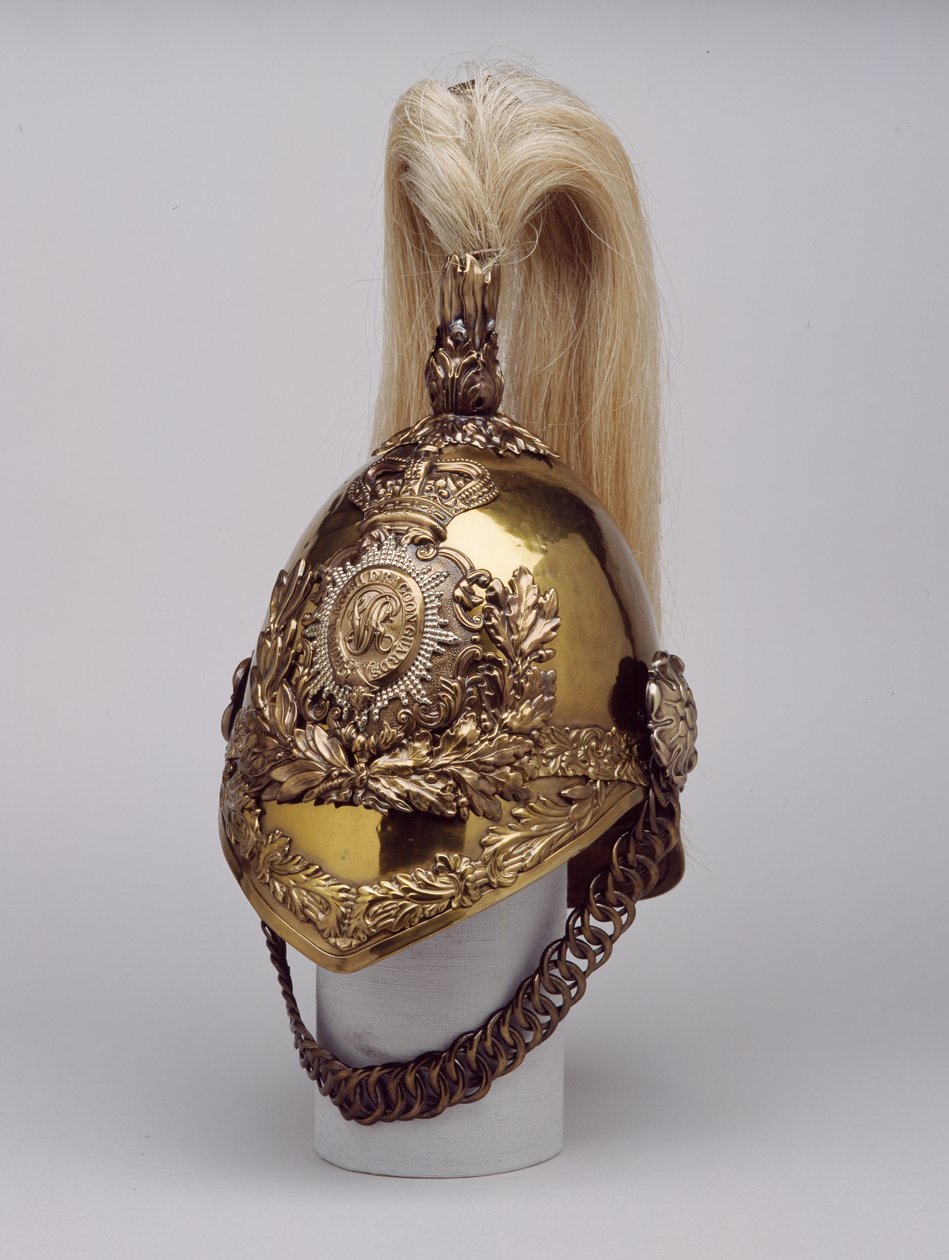 头盔，1865年（镀金属） 作者 英语学校