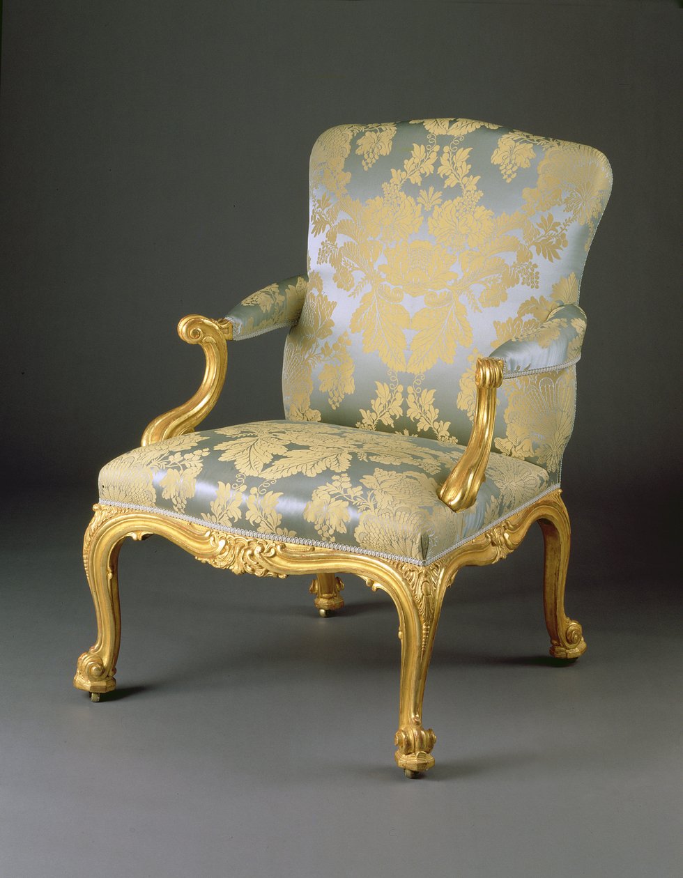 一套四件乔治三世扶手椅，1765年（雕刻的镀金木和室内装潢） 作者 英语学校