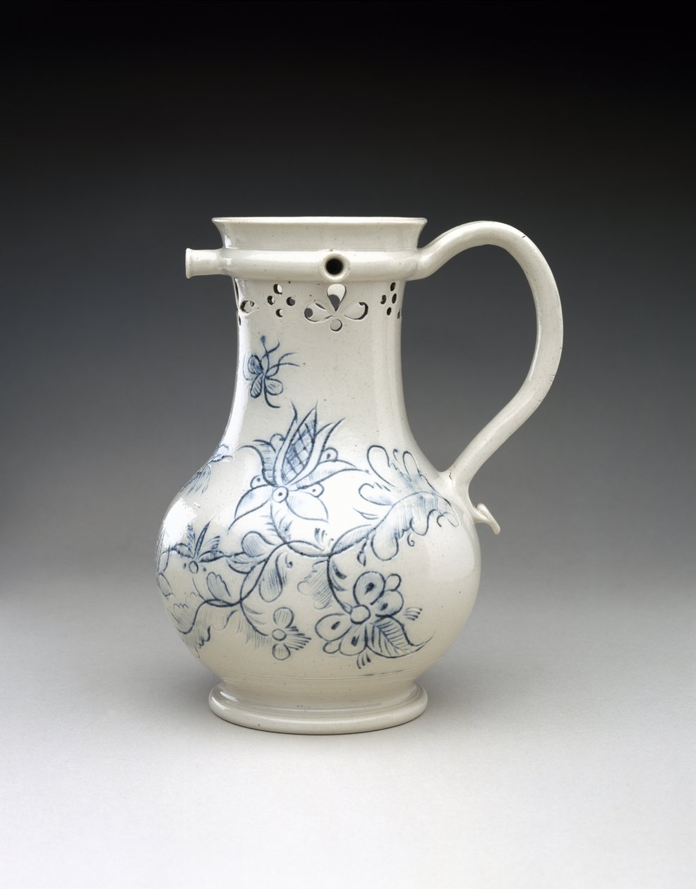 拼图水罐c。 1740-1780年（盐釉陶土） 作者 英语学校