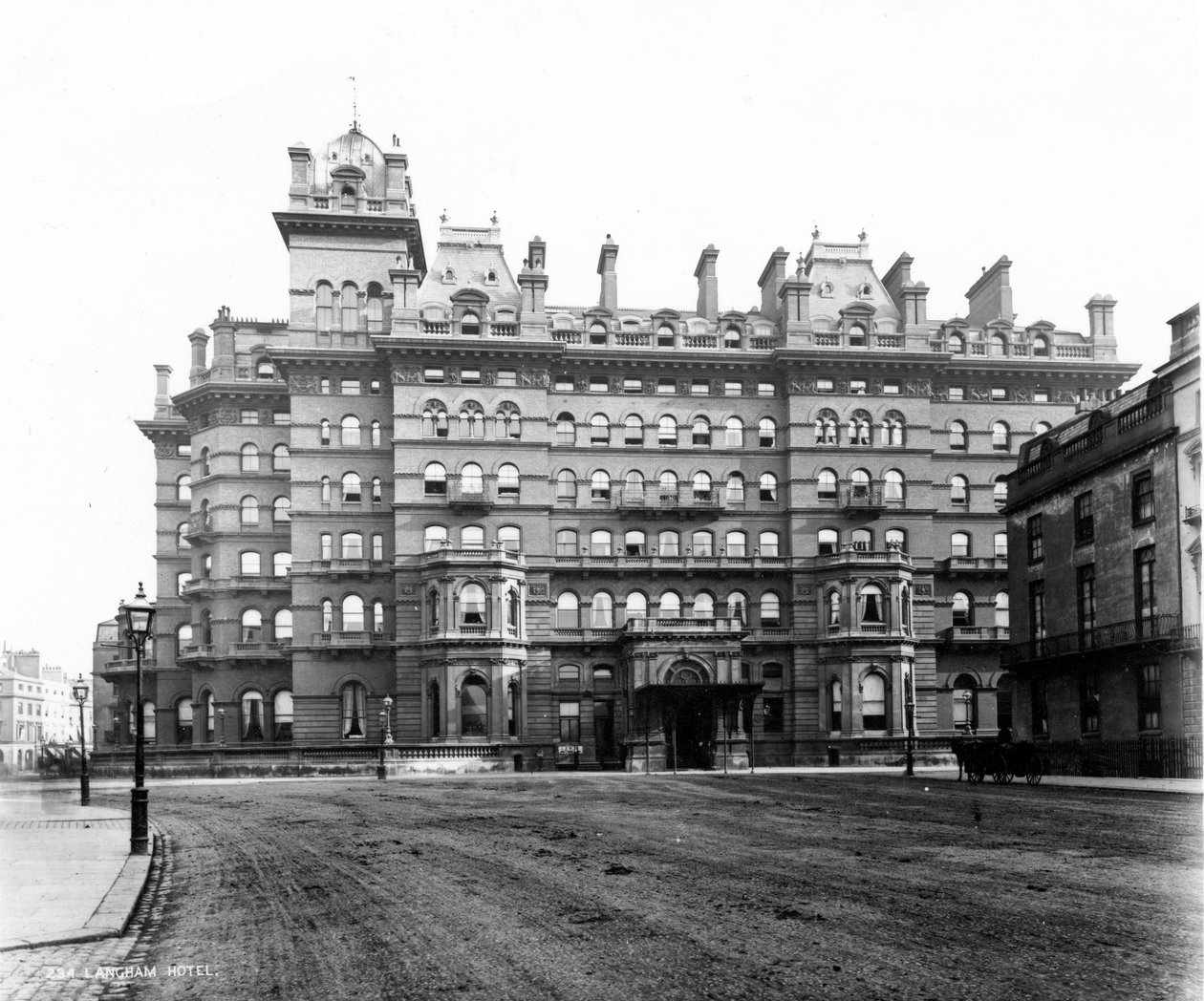 波特兰广场朗廷酒店，1896年（照片） 作者 英语学校