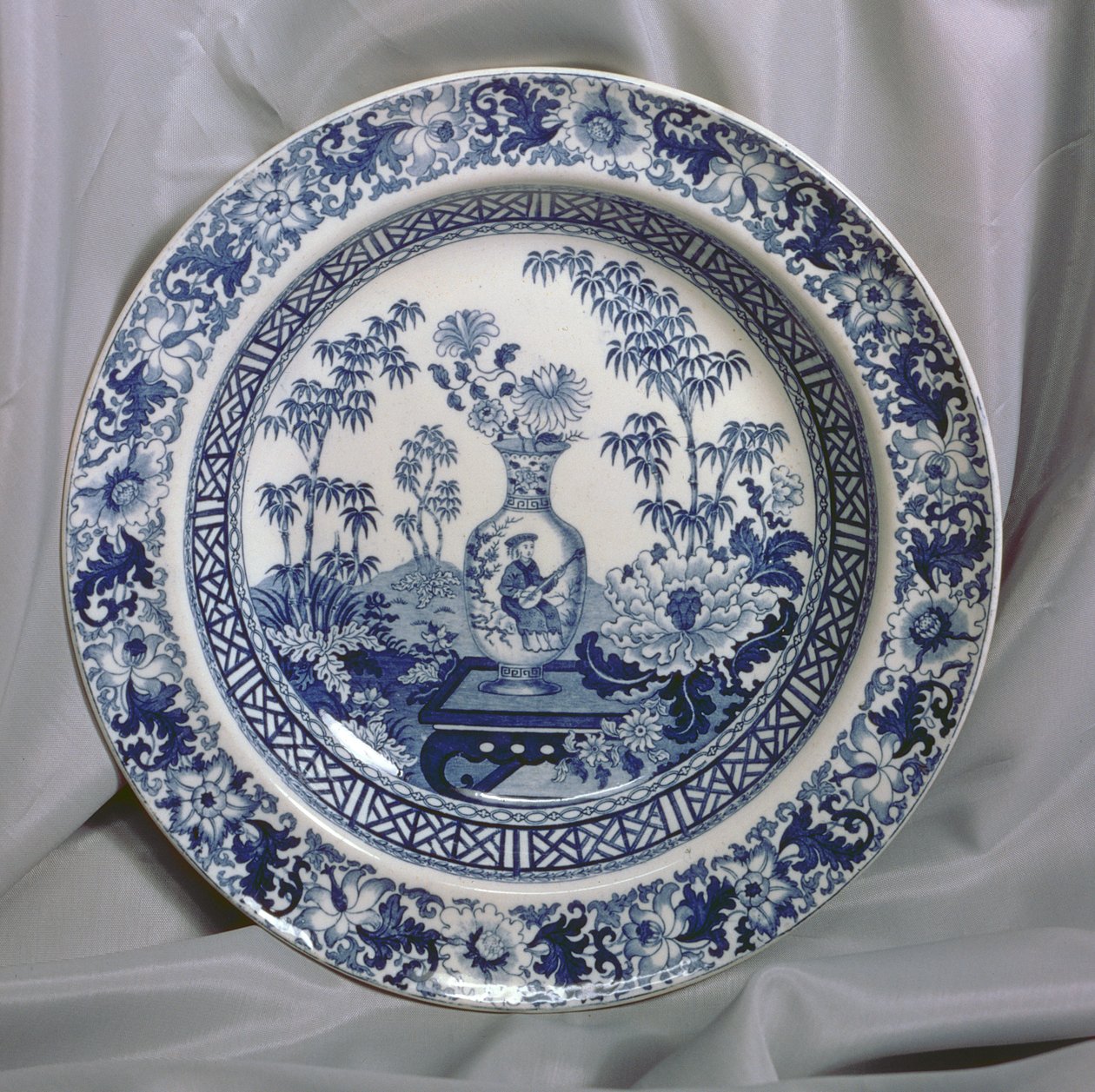 Wedgwood Blue 印版，中国花瓶图案，c.1810（陶瓷） 作者 英语学校