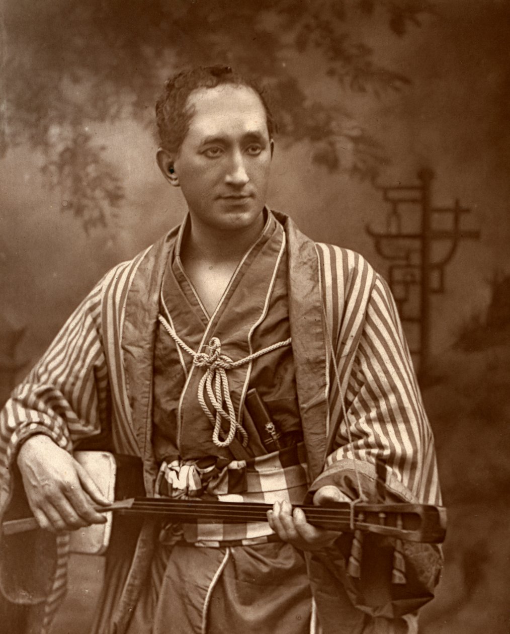 苏格兰歌剧歌手达沃德·利（Durward Lely），1887年在吉尔伯特（Gilbert）和沙利文（Sullivans）天皇（Sika）中演出。 作者 欧内斯特·巴劳