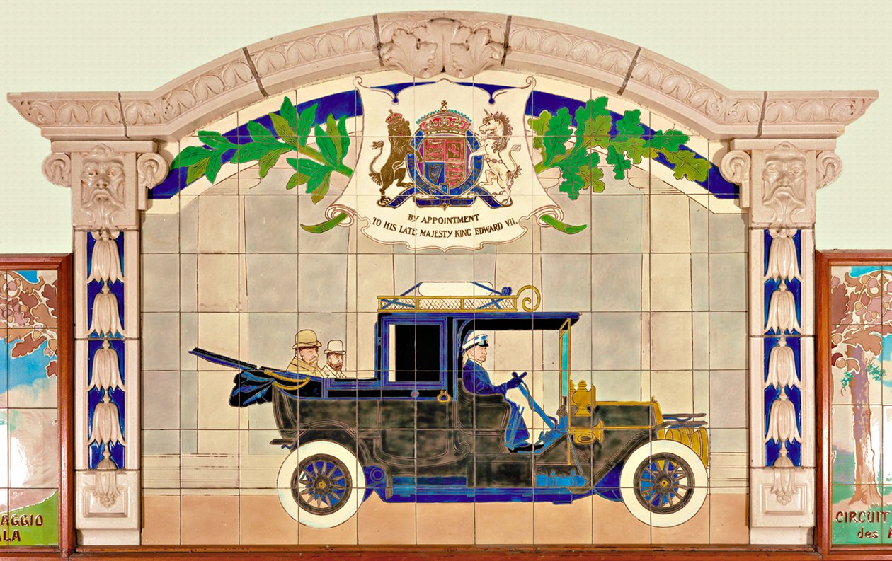 国王爱德华七世和威尔士亲王乘坐 Sedanca de Ville 汽车（陶瓷制品） 作者 欧内斯特·蒙托