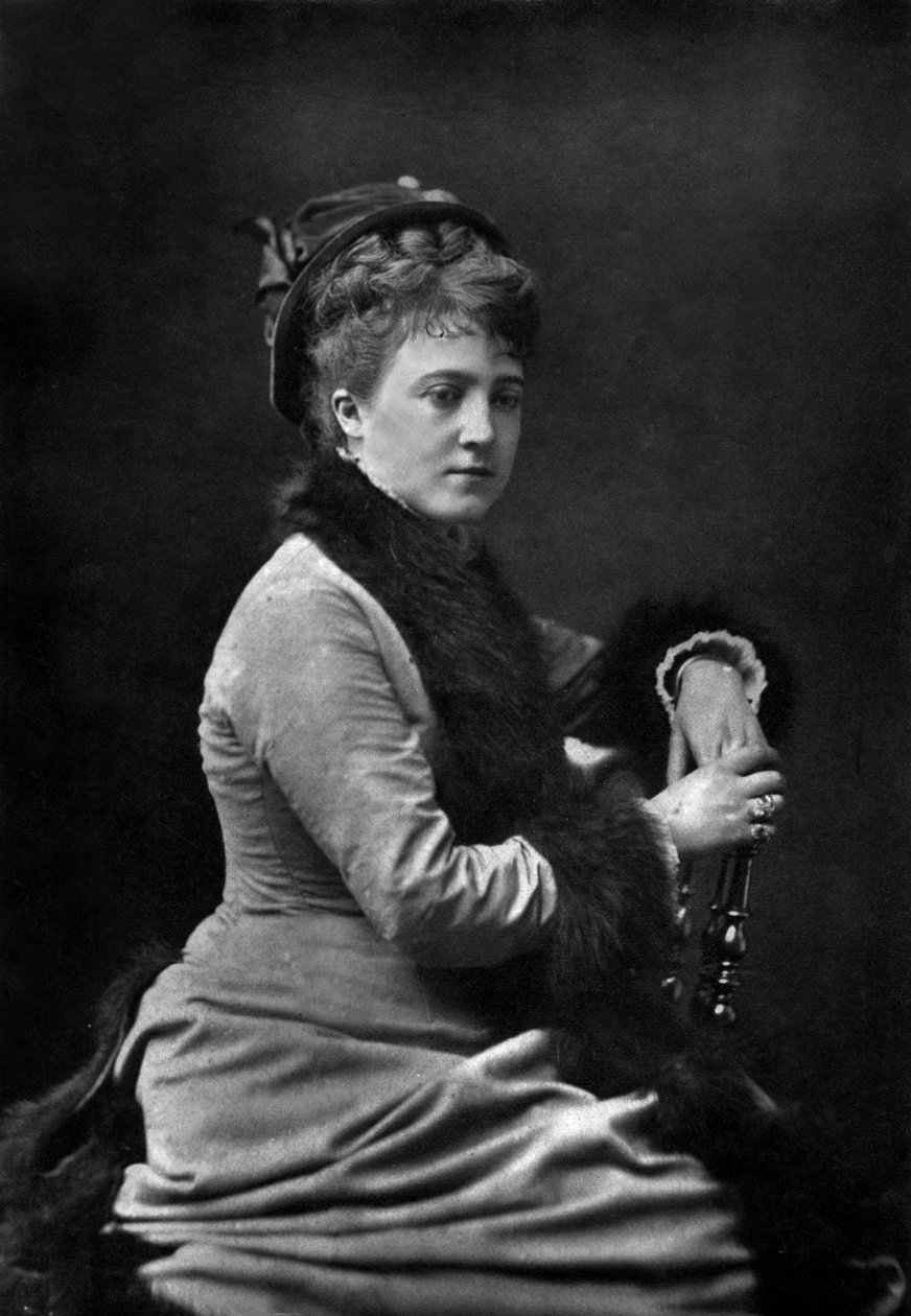  作者 艾蒂安·卡加特