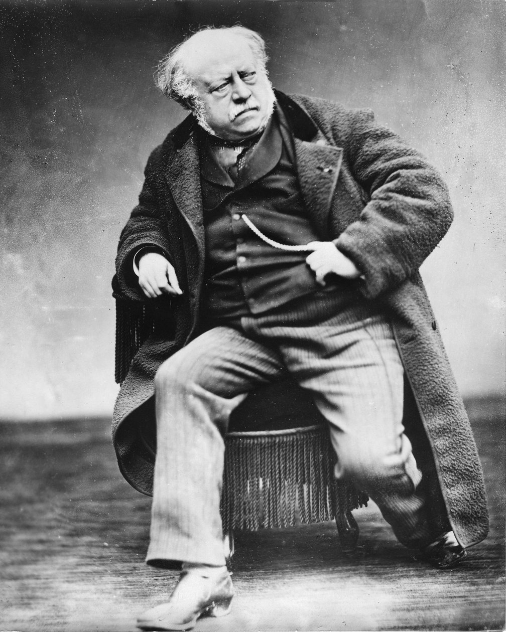  作者 艾蒂安·卡加特