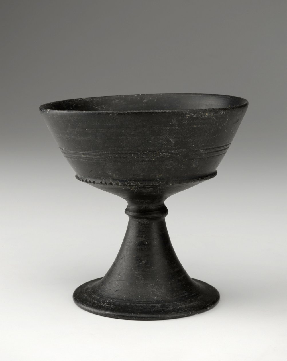 杯，c.620-600 BC（薄陶瓷bucchero） 作者 伊特鲁里亚语