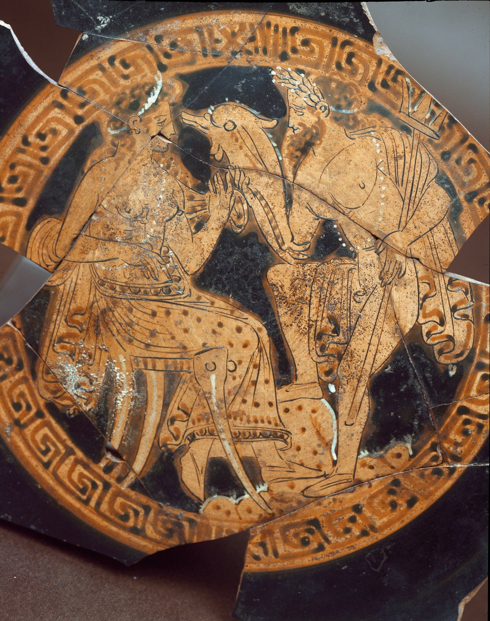Etruscan antiquite：表现波塞冬和安菲特里特的Kylix的细节。来自Falerii Veteres（Civita Castellana）公元前6世纪。罗马，国家朱利亚别墅博物馆 作者 伊特鲁里亚语