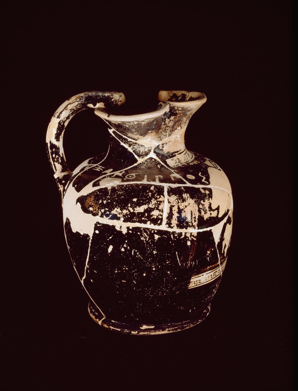 带有xanthippos铭文的Oenochoe。来自Valle Trebbia的709号墓，公元前5世纪 作者 伊特鲁里亚语