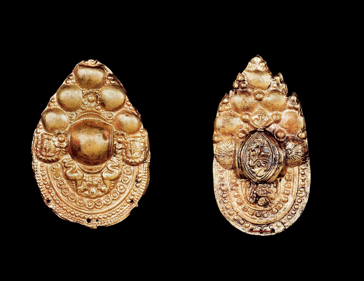 Etruscan jewellery: gold earring. 作者 伊特鲁里亚（Etruscan）