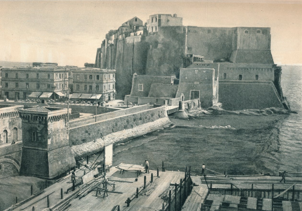 卡斯特·德尔·奥沃（Castel dellOvo），意大利那不勒斯，1927年 作者 尤金·波普尔