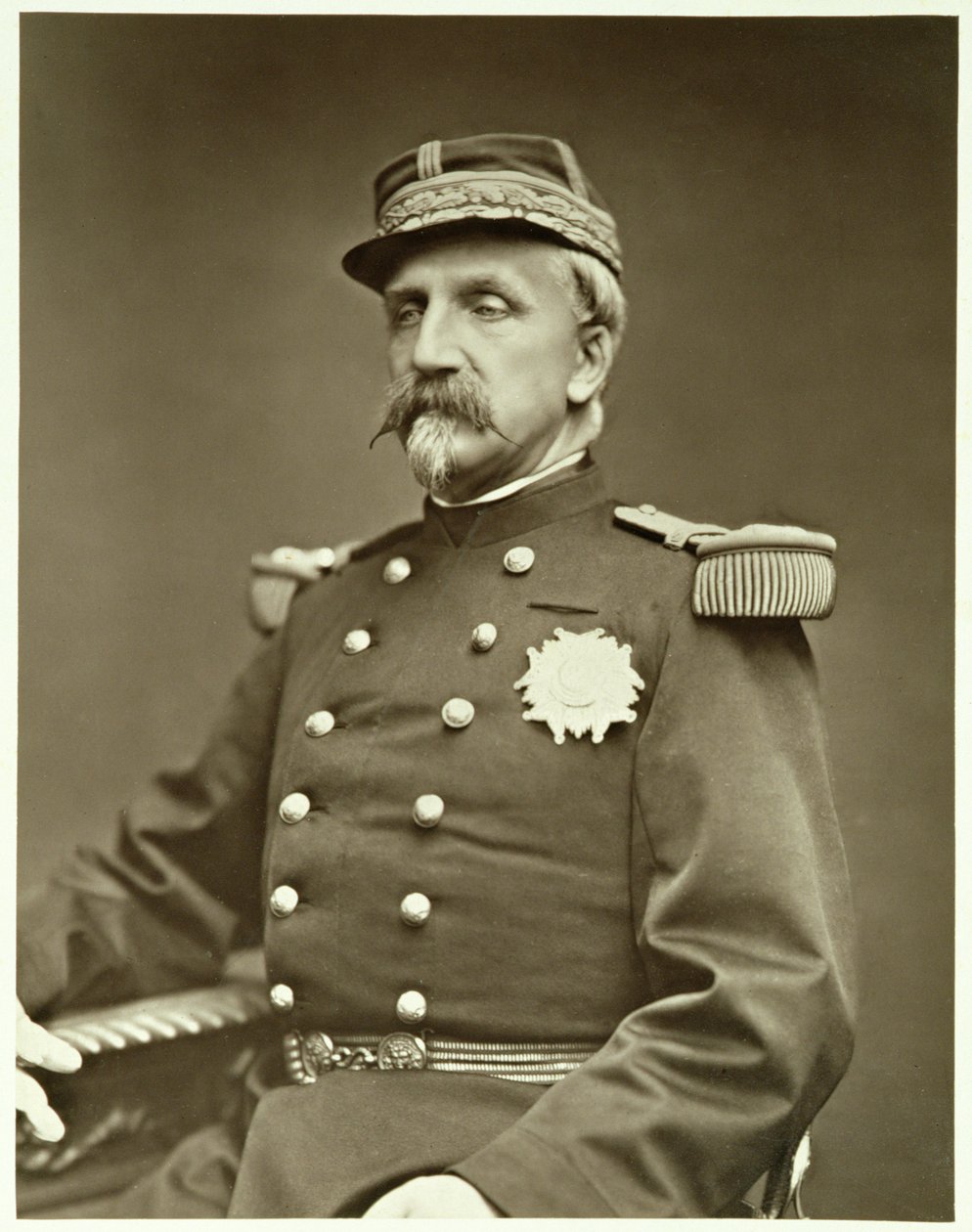奥尔良的Henri Eugene Philippe Louis，Aumale公爵（1822-97），来自&39;当代画廊&39;，c.1874-78 作者 尤金·阿佩特