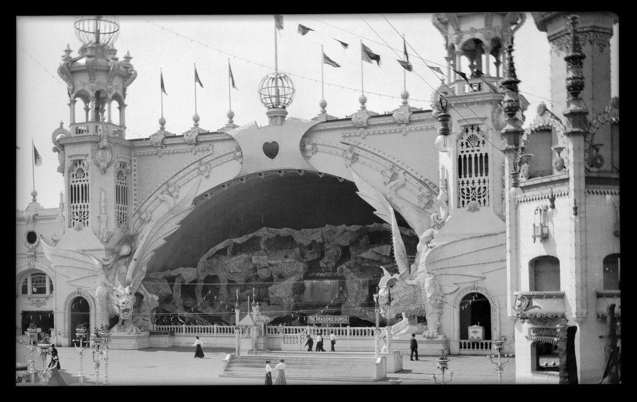 月神公园，1906年（硝酸盐阴性） 作者 尤金·韦姆林格