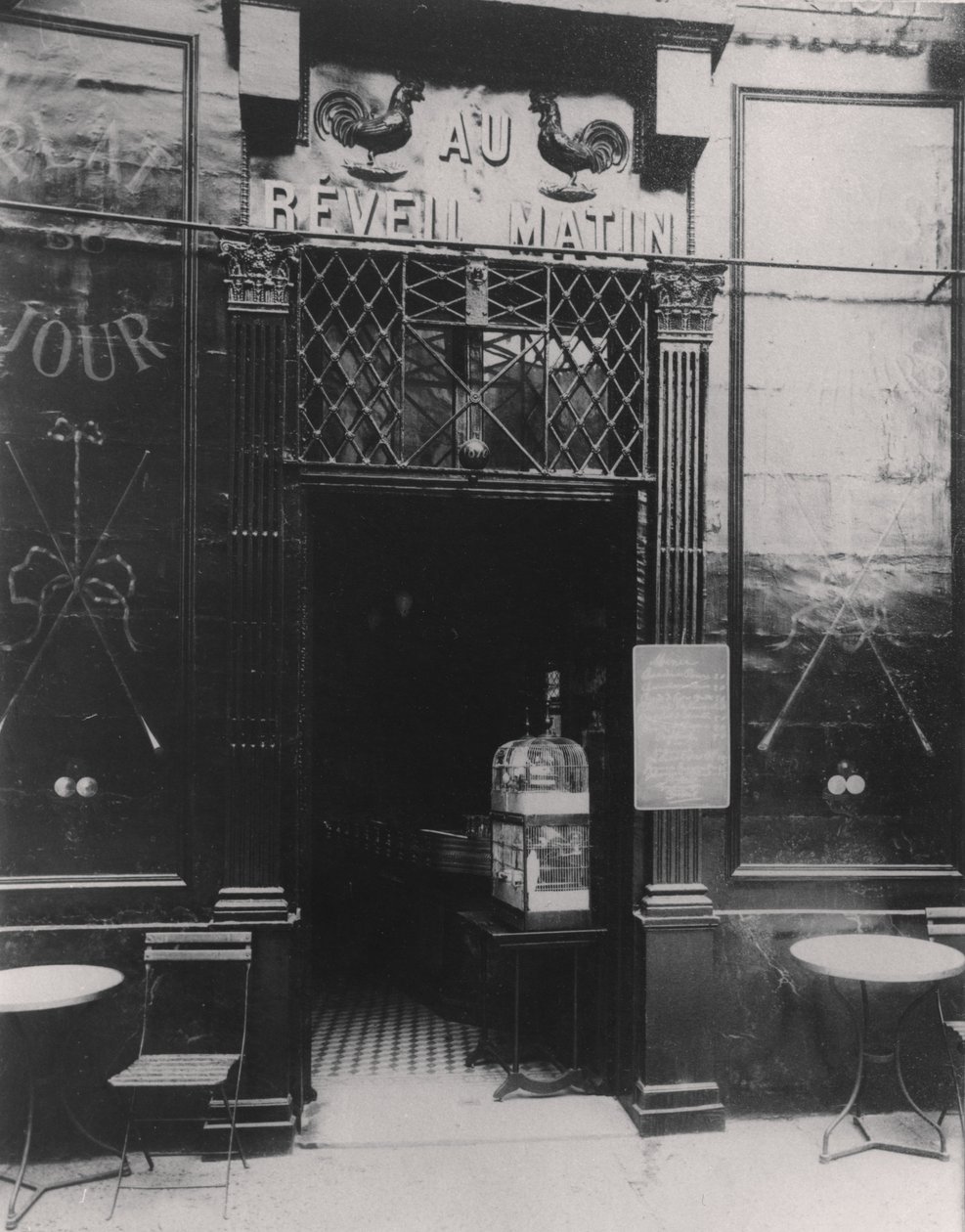 AuRéveilMatin，rue Amelot，巴黎第11区 作者 欧仁·阿格特
