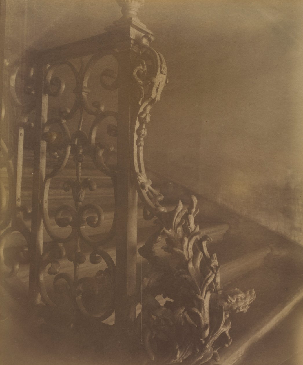 彻鲁索酒店，路易恩街，c。 1905-1906。 作者 欧仁·阿格特