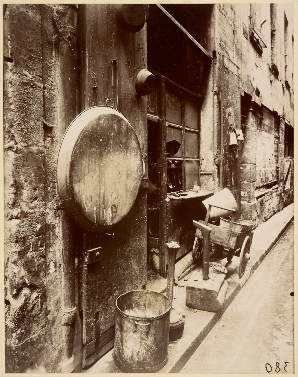 Rue de la Reynie Tin Smith