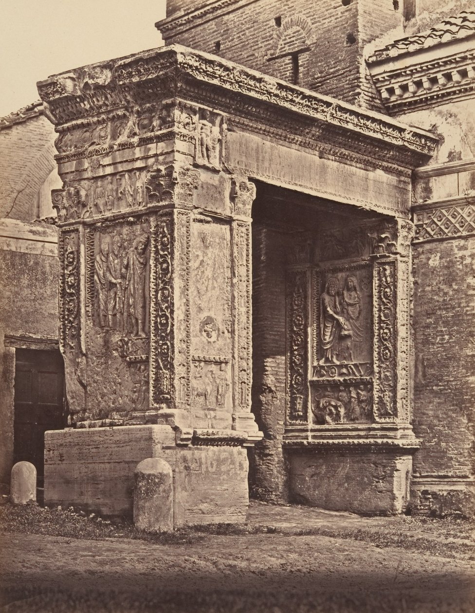 阿根廷人的拱门，倚靠着圣乔治-维拉布罗教堂，1848-52年。 作者 尤金·康斯坦