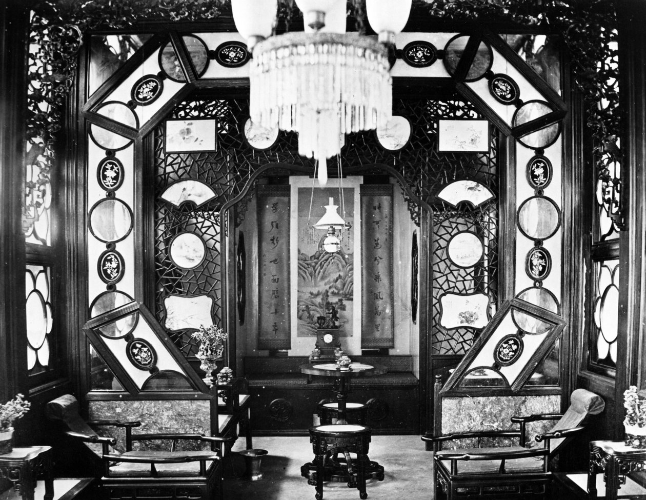 内部的一艘花船，广州，c.1880s 作者 欧洲摄影师