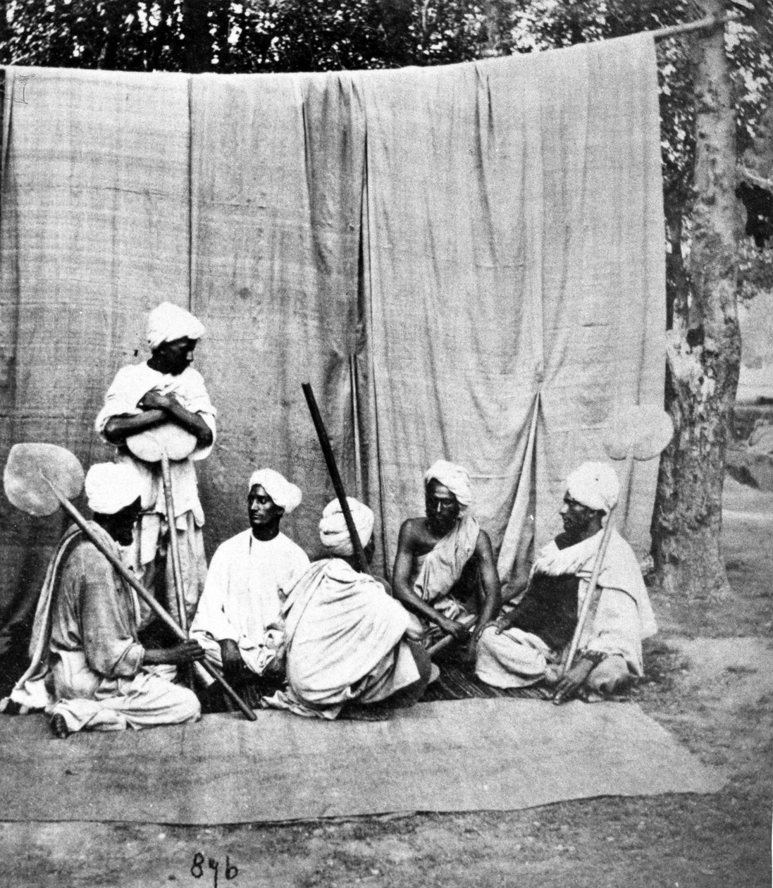 Punkawallahs，c。 1860-80s 作者 欧洲摄影师