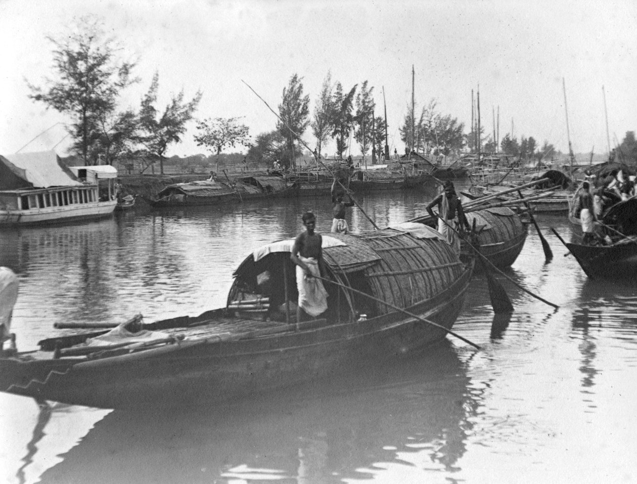 1905-1906年在印度阿里波利斯的船 作者 彼得斯