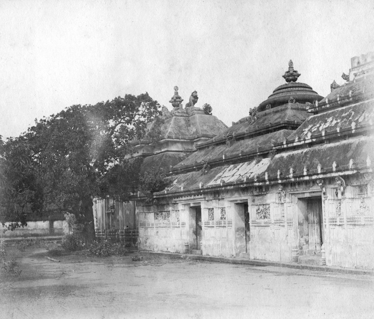 1905-1906年，印度奥里萨邦布巴内斯瓦尔的Lingaraj寺 作者 彼得斯