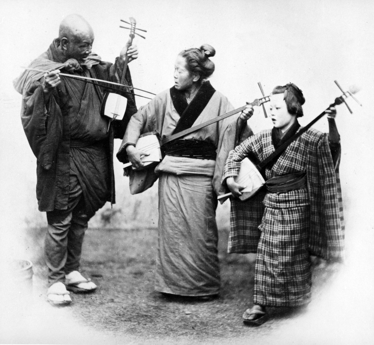 日本音乐家，1860年代 作者 菲利斯·比托（Felice Beato）